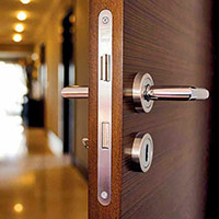 Аксессуары для дверей